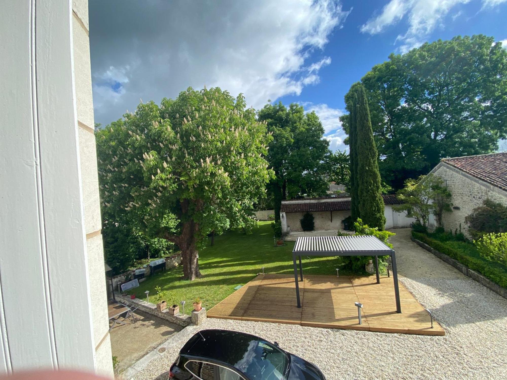 Domaine De La Perthuiserie Saint-Porchaire Exterior foto